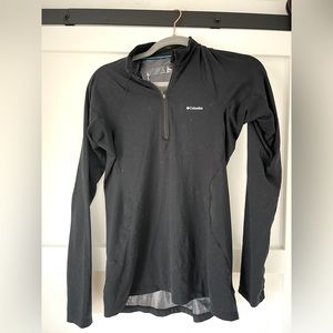 Columbia thermal lightweight base layer. Size: medium, Color: Black